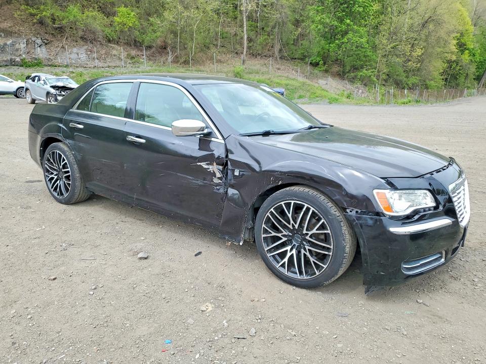 Продажа на аукционе авто 2013 Chrysler 300, vin: 2C3CCAAGXDH743552, номер лота: 51608636