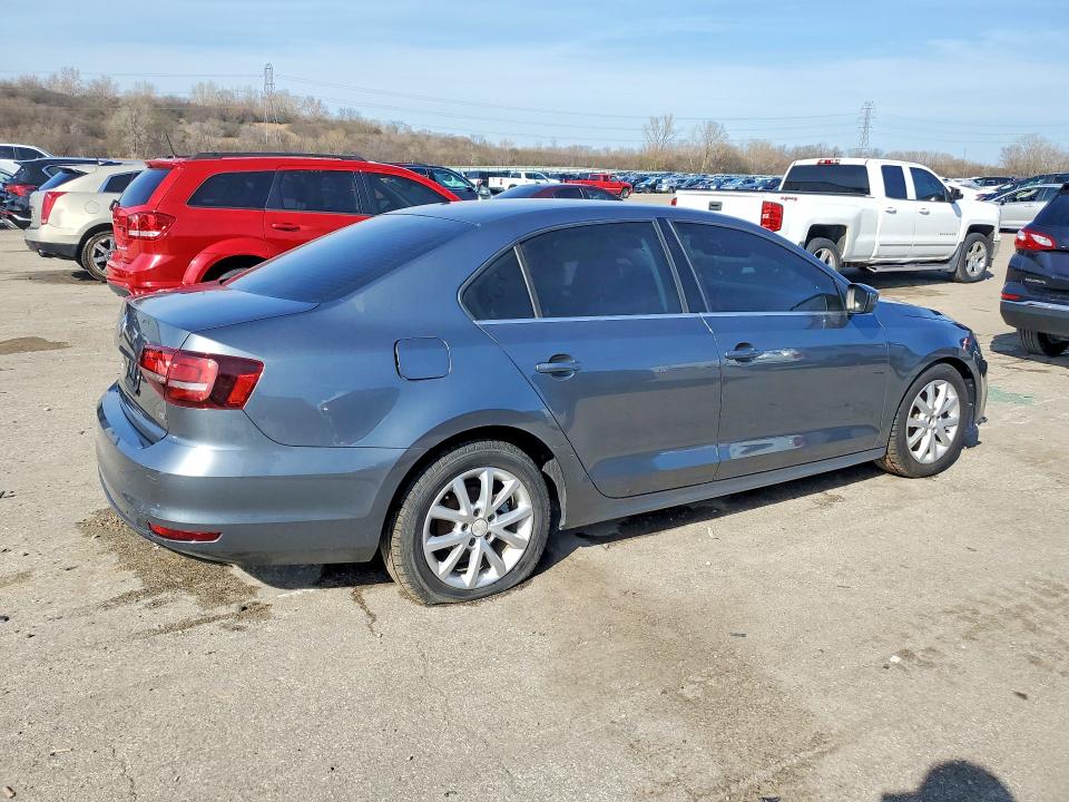 48955246 :رقم المزاد ، 3VW167AJ0HM316037 vin ، 2017 Volkswagen Jetta مزاد بيع