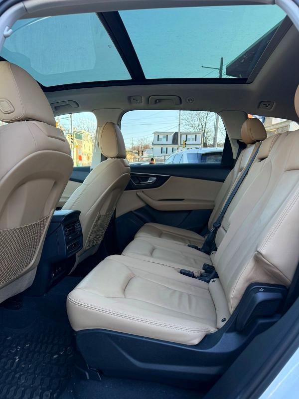 49511446 :رقم المزاد ، WA1AXAF76MD015749 vin ، 2021 Audi Q7 مزاد بيع