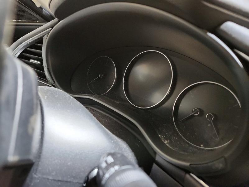 49063026 :رقم المزاد ، JM1BPBCM9L1172623 vin ، 2020 Mazda 3 مزاد بيع