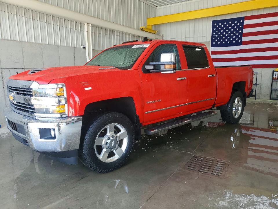 Auction sale of the 2018 Chevrolet Silverado, vin: 1GC1KWEY0JF290500, lot number: 50959556
