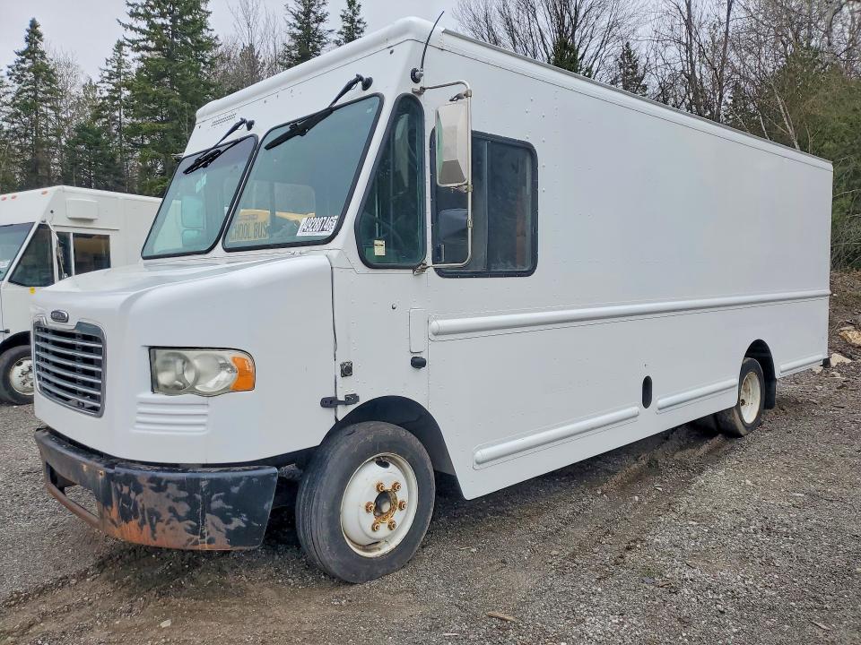 Продажа на аукционе авто 2010 Freightliner Chassis, vin: 4UZAAPDUXACAS5512, номер лота: 49288746