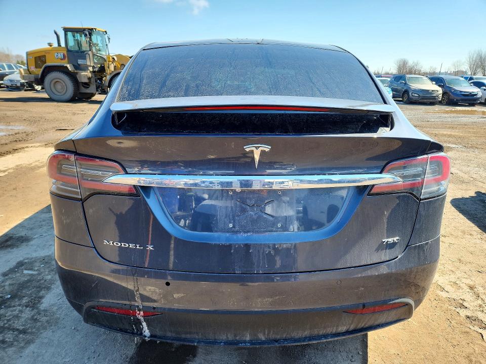 48859636 :رقم المزاد ، 5YJXCDE29HF045698 vin ، 2017 Tesla Model X مزاد بيع