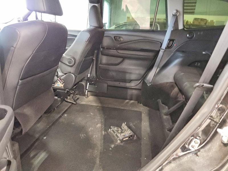 Продажа на аукционе авто 2018 Honda Pilot, vin: 5FNYF5H74JB027592, номер лота: 48292916
