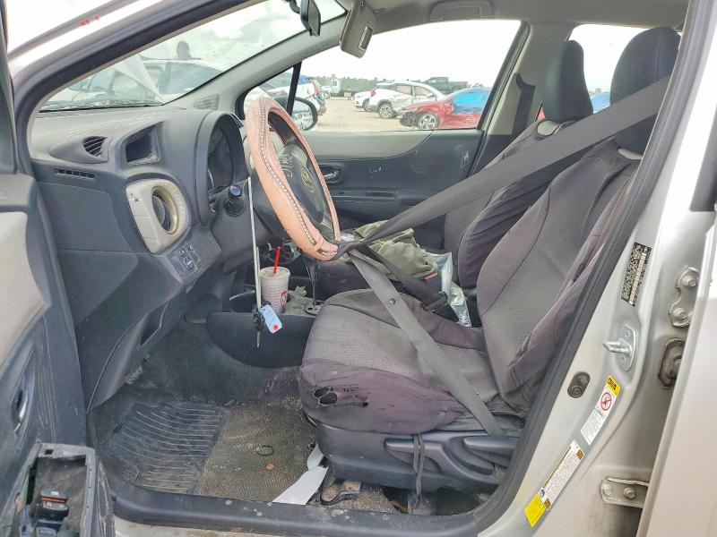 49683026 :رقم المزاد ، JTDKTUD39CD502241 vin ، 2012 Toyota Yaris مزاد بيع