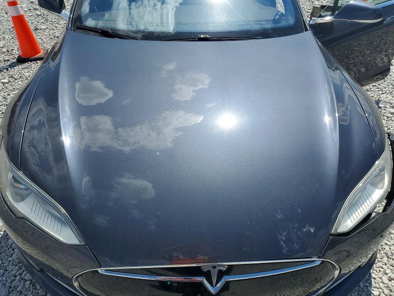 Продаж на аукціоні авто 2015 Tesla Model S, vin: 5YJSA1H25FF091116, номер лоту: 51164486
