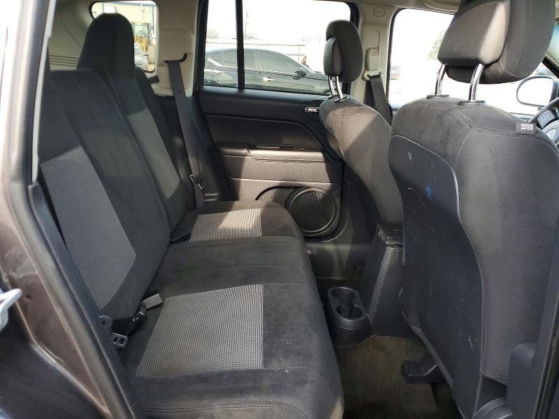 48848306 :رقم المزاد ، 1C4NJCBBXHD102591 vin ، 2017 Jeep Compass مزاد بيع
