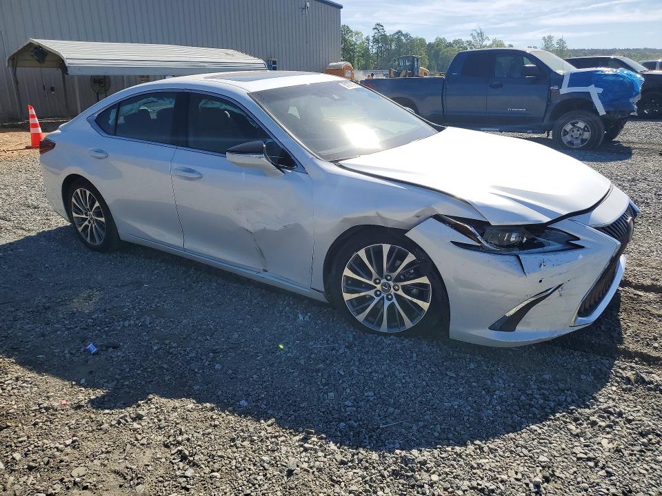 50297626 :رقم المزاد ، 58ABZ1B16KU007030 vin ، 2019 Lexus Es مزاد بيع