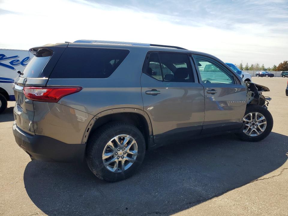 50452476 :رقم المزاد ، 1GNEVGKW3JJ215196 vin ، 2018 Chevrolet Traverse مزاد بيع