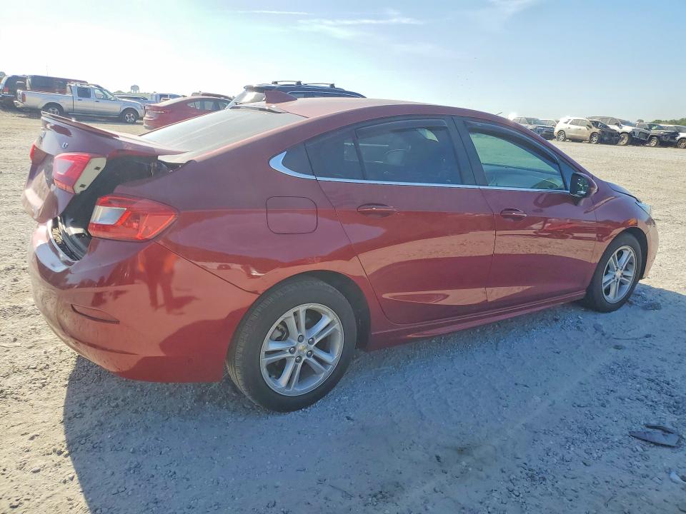 47063816 :رقم المزاد ، 1G1BE5SM5H7176187 vin ، 2017 Chevrolet Cruze مزاد بيع