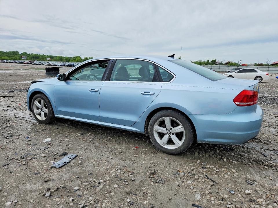 50992956 :رقم المزاد ، 1VWBN7A34DC002900 vin ، 2013 Volkswagen Passat مزاد بيع