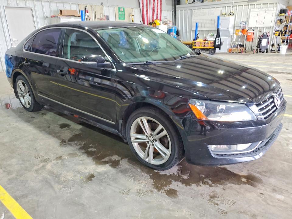 2014 Volkswagen Passat მანქანა იყიდება აუქციონზე, vin: 1VWCN7A39EC007189, აუქციონის ნომერი: 49972086
