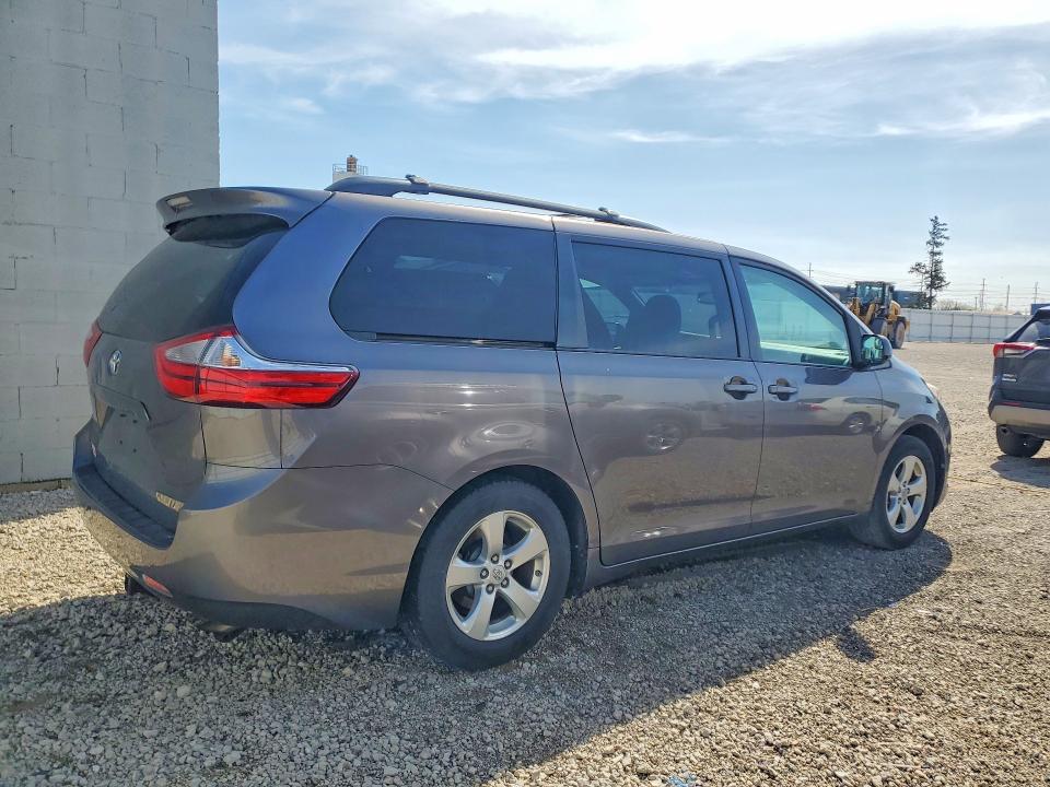 Aukcja sprzedaży 2016 Toyota Sienna, vin: 5TDKK3DC4GS756480, numer aukcji: 50483716