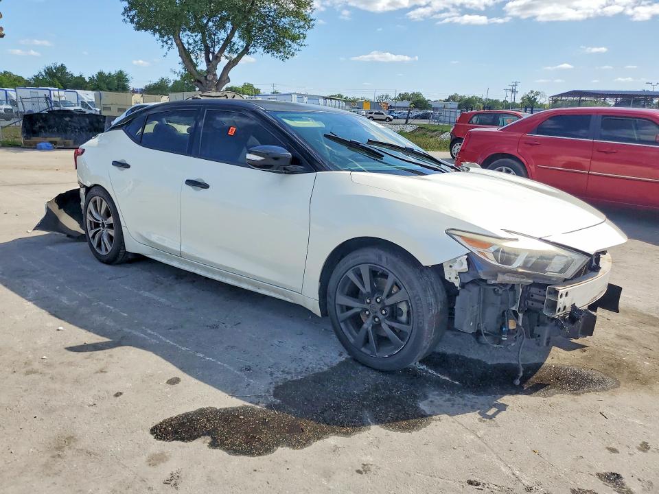 49490036 :رقم المزاد ، 1N4AA6AP3HC431576 vin ، 2017 Nissan Maxima مزاد بيع