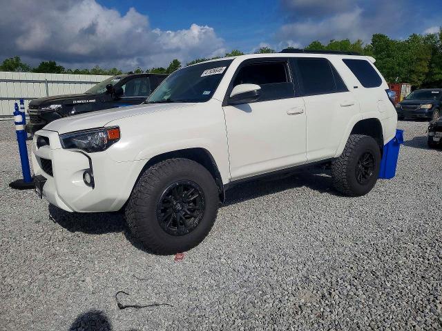 Auction sale of the 2018 Toyota 4runner, vin: JTEBU5JR6J5484506, lot number: 47928846