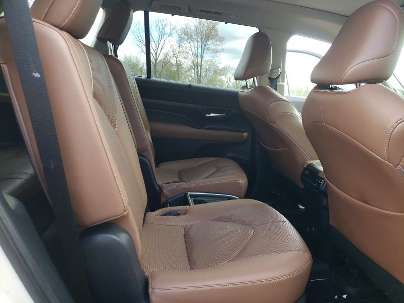 Продажа на аукционе авто 2024 Toyota Grand Highlander, vin: 5TDAAAB5XRS046123, номер лота: 48859096
