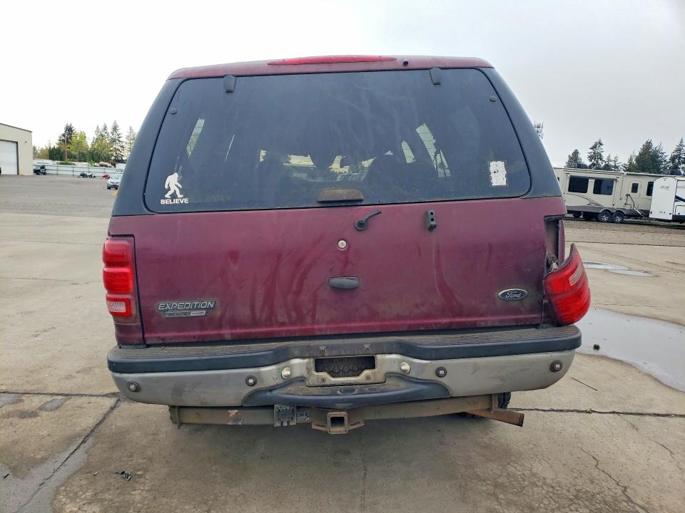 50197436 :رقم المزاد ، 1FMFU16LX1LA85141 vin ، 2001 Ford Expedition مزاد بيع