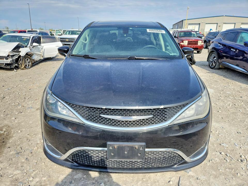 Продажа на аукционе авто 2017 Chrysler Pacifica, vin: 2C4RC1BG6HR841188, номер лота: 48860686