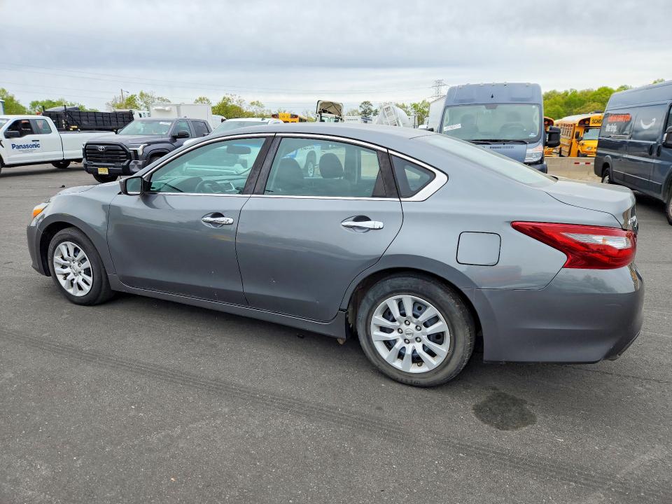 47994986 :رقم المزاد ، 1N4AL3AP9JC149375 vin ، 2018 Nissan Altima مزاد بيع