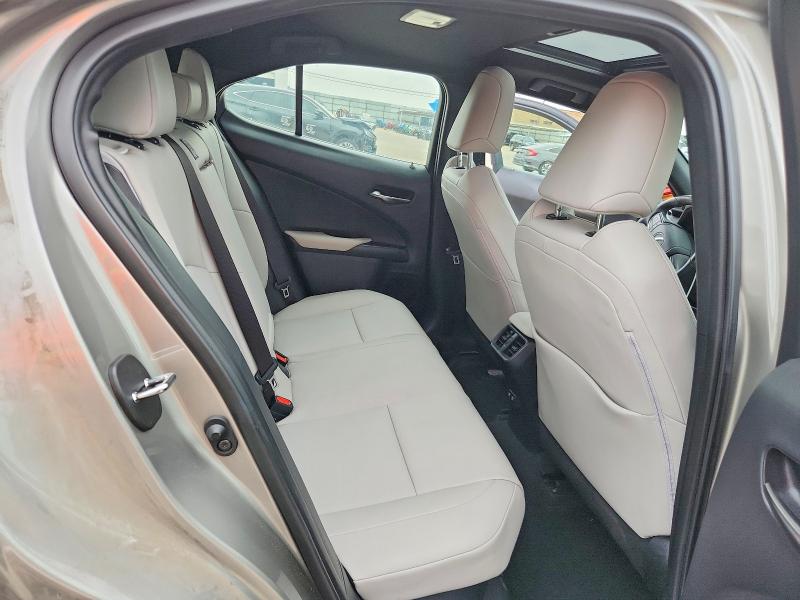 Продажа на аукционе авто 2020 Lexus Ux, vin: JTHP9JBH2L2027429, номер лота: 51942936