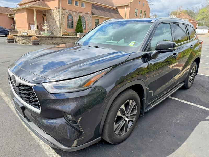 Aukcja sprzedaży 2021 Toyota Highlander, vin: 5TDGZRBH9MS557679, numer aukcji: 50190076