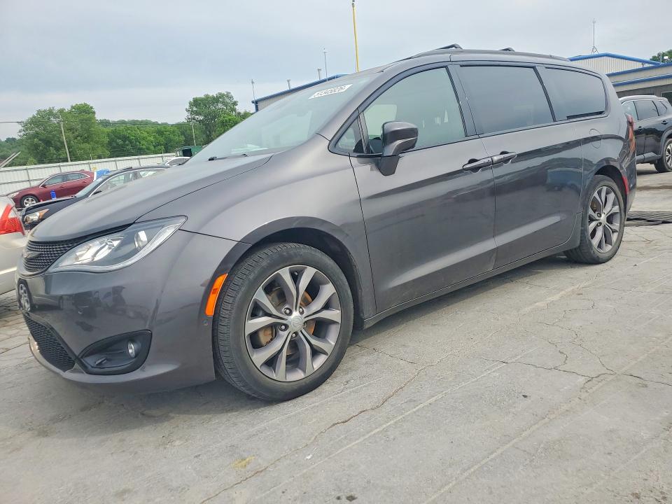 51345826 :رقم المزاد ، 2C4RC1BGXKR652387 vin ، 2019 Chrysler Pacifica مزاد بيع