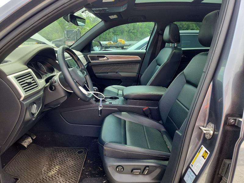 51901336 :رقم المزاد ، 1V2JE2CA2MC230440 vin ، 2021 Volkswagen Atlas Cross Sport مزاد بيع
