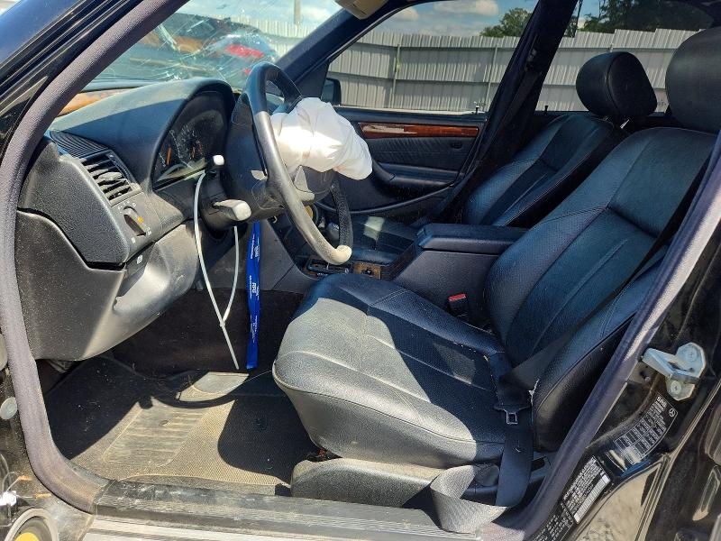 51778006 :رقم المزاد ، WDBHA24G8XA742569 vin ، 1999 Mercedes-benz C مزاد بيع