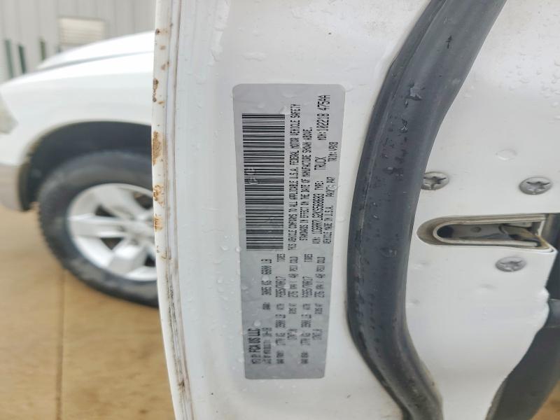 52048626 :رقم المزاد ، 1C6RR7LG2KS568683 vin ، 2019 Ram 1500 Classic مزاد بيع