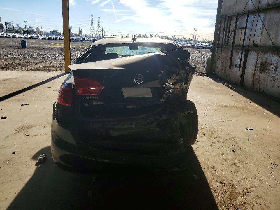 48155356 :رقم المزاد ، 3VWLL7AJ6DM430569 vin ، 2013 Volkswagen Jetta مزاد بيع