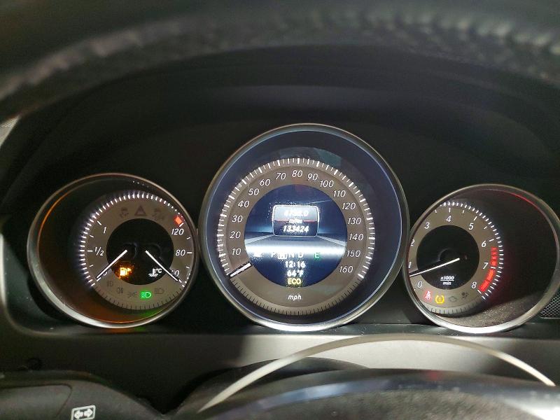 Продажа на аукционе авто 2013 Mercedes-benz C, vin: WDDGF8AB7DA829584, номер лота: 51682816