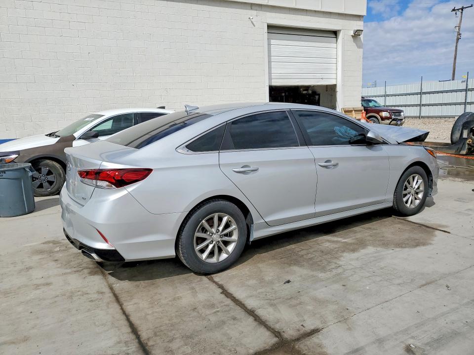 Продаж на аукціоні авто 2018 Hyundai Sonata, vin: 5NPE24AA7JH700584, номер лоту: 51211626