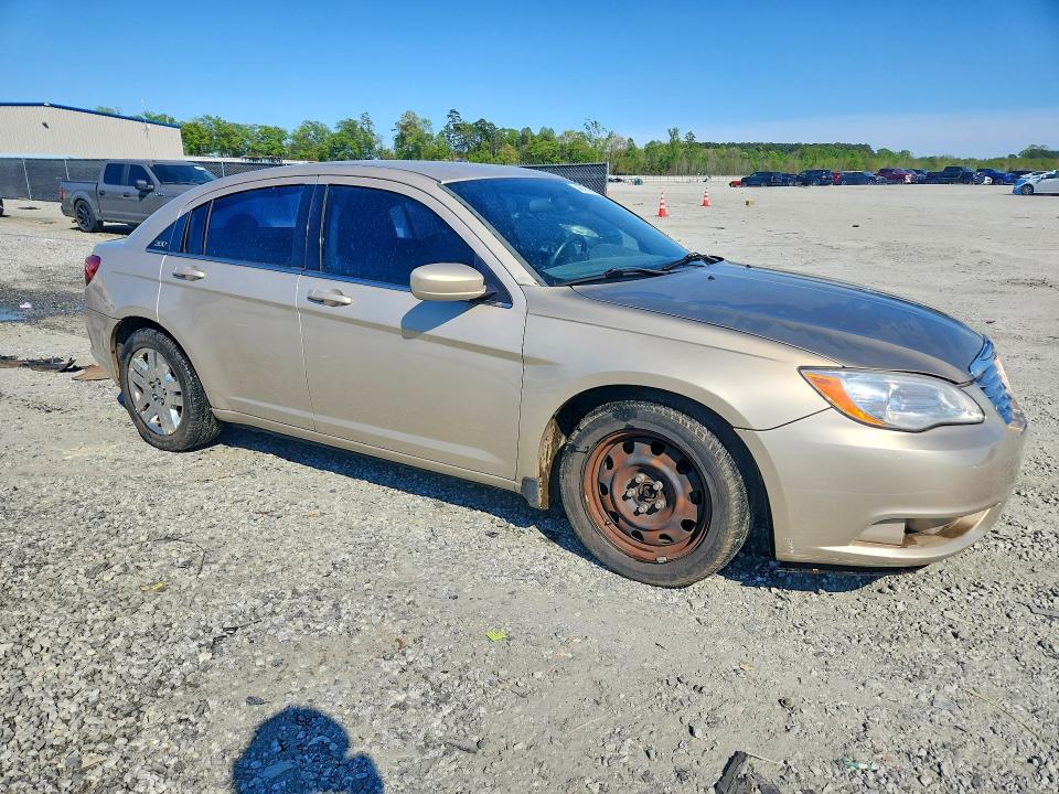 48976906 :رقم المزاد ، 1C3CCBAB6EN211105 vin ، 2014 Chrysler 200 مزاد بيع