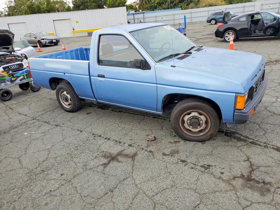 49138926 :رقم المزاد ، 1N6ND11S4JC325392 vin ، 1988 Nissan Truck مزاد بيع