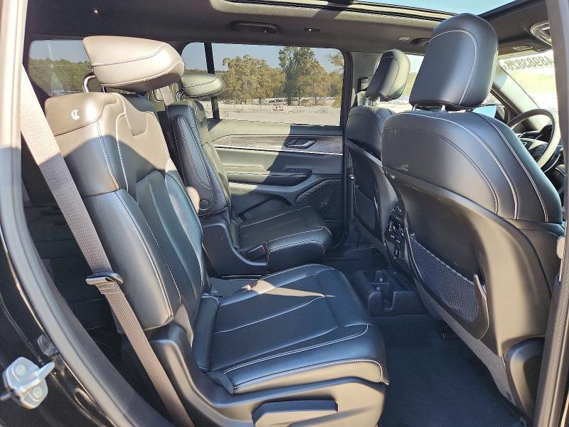 Продажа на аукционе авто 2025 Jeep Grand Cherokee, vin: 1C4RJJBG7S8631711, номер лота: 48983826
