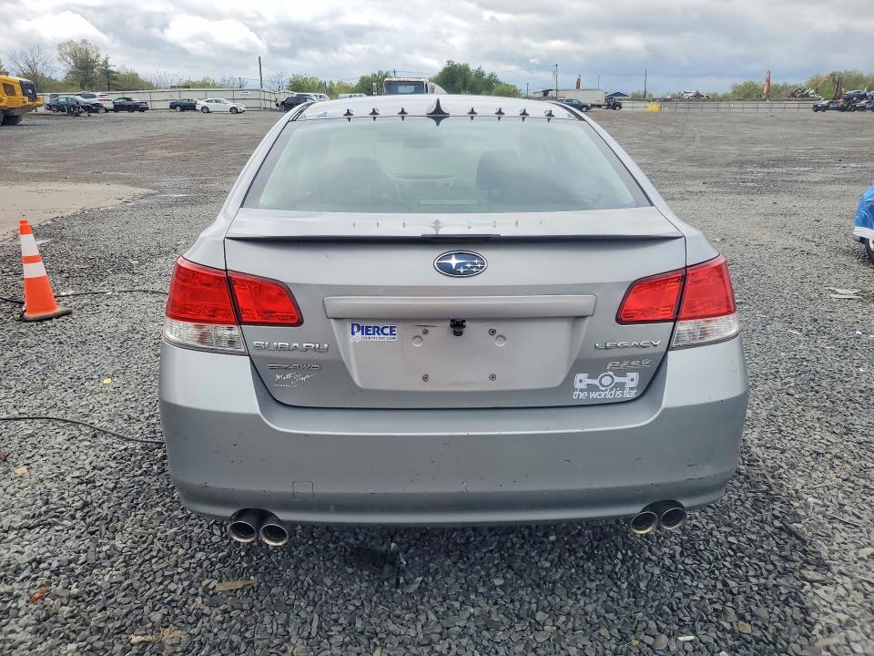 2011 Subaru Legacy მანქანა იყიდება აუქციონზე, vin: 4S3BMBG69B3218975, აუქციონის ნომერი: 51808446