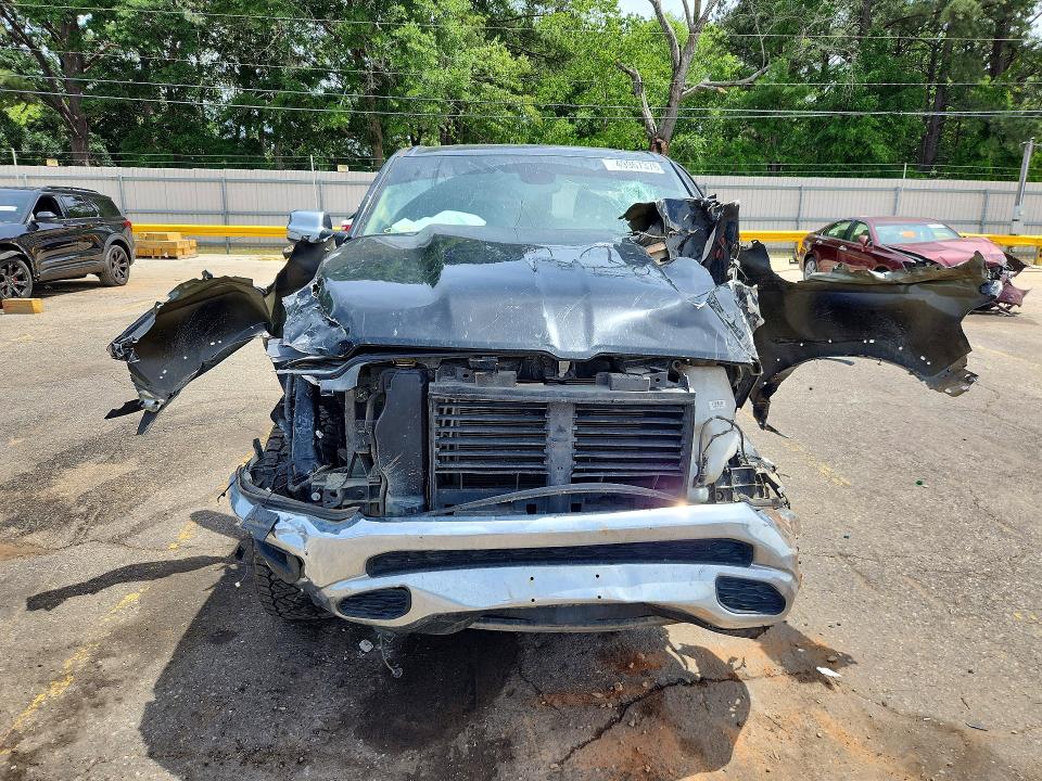 49967376 :رقم المزاد ، 1C6SRFDT6KN865753 vin ، 2019 Ram 1500 مزاد بيع