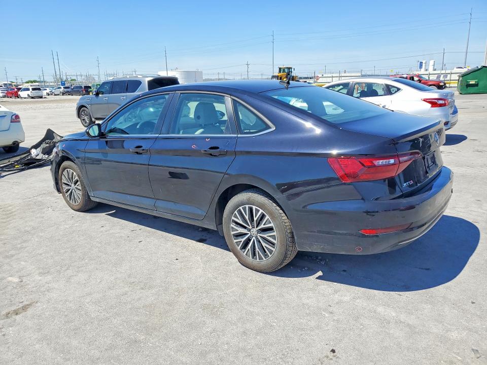 48590796 :رقم المزاد ، 3VWC57BU9MM086075 vin ، 2021 Volkswagen Jetta مزاد بيع