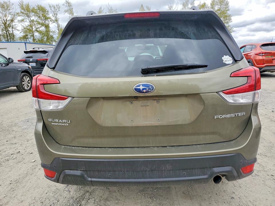 51487426 :رقم المزاد ، JF2SKAPCXNH521813 vin ، 2022 Subaru Forester مزاد بيع