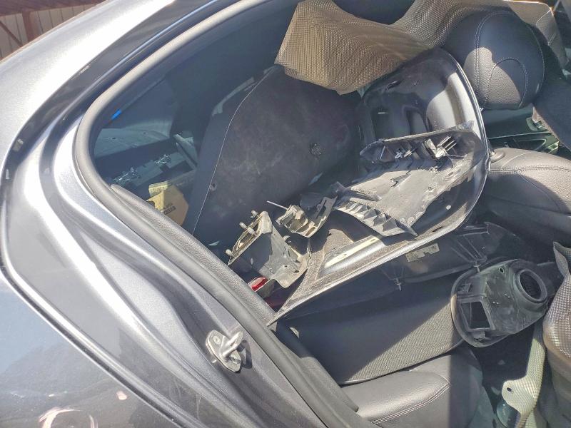 48934916 :رقم المزاد ، W1KWF8EB5LR596732 vin ، 2020 Mercedes-benz C مزاد بيع