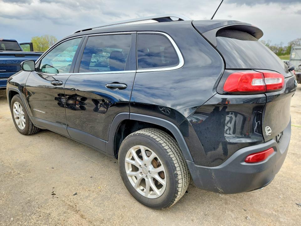 52076946 :رقم المزاد ، 1C4PJLCS7FW531728 vin ، 2015 Jeep Cherokee مزاد بيع