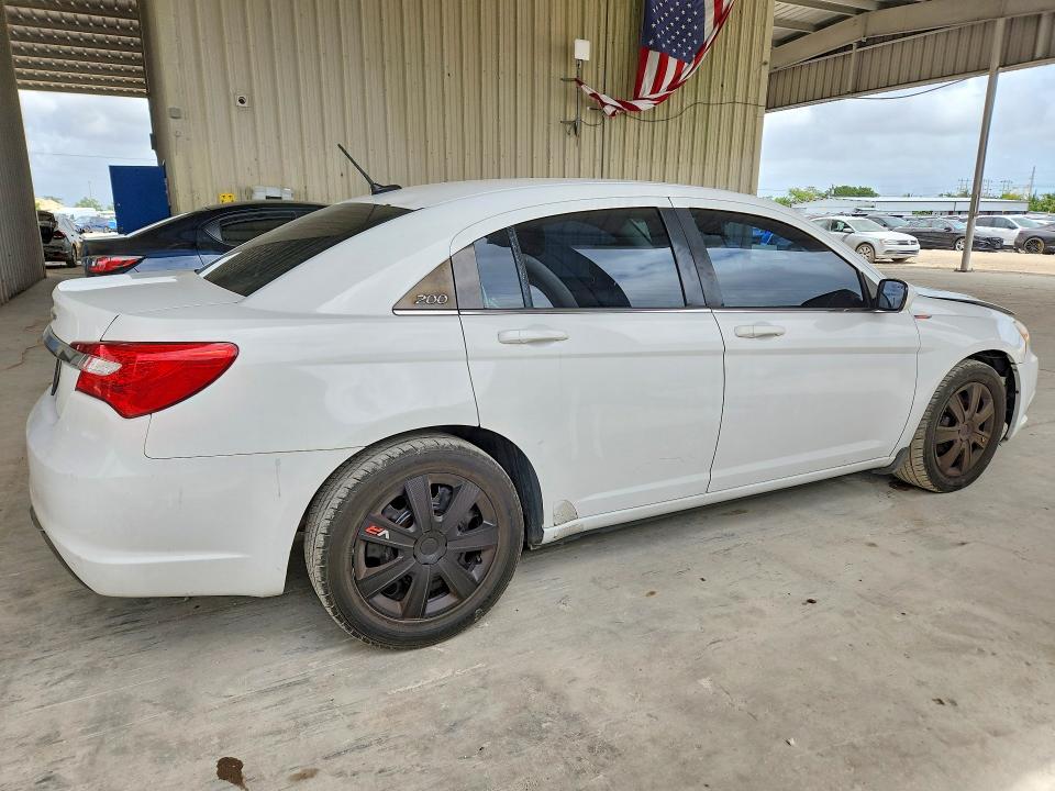 48738606 :رقم المزاد ، 1C3CCBAB6CN298520 vin ، 2012 Chrysler 200 مزاد بيع