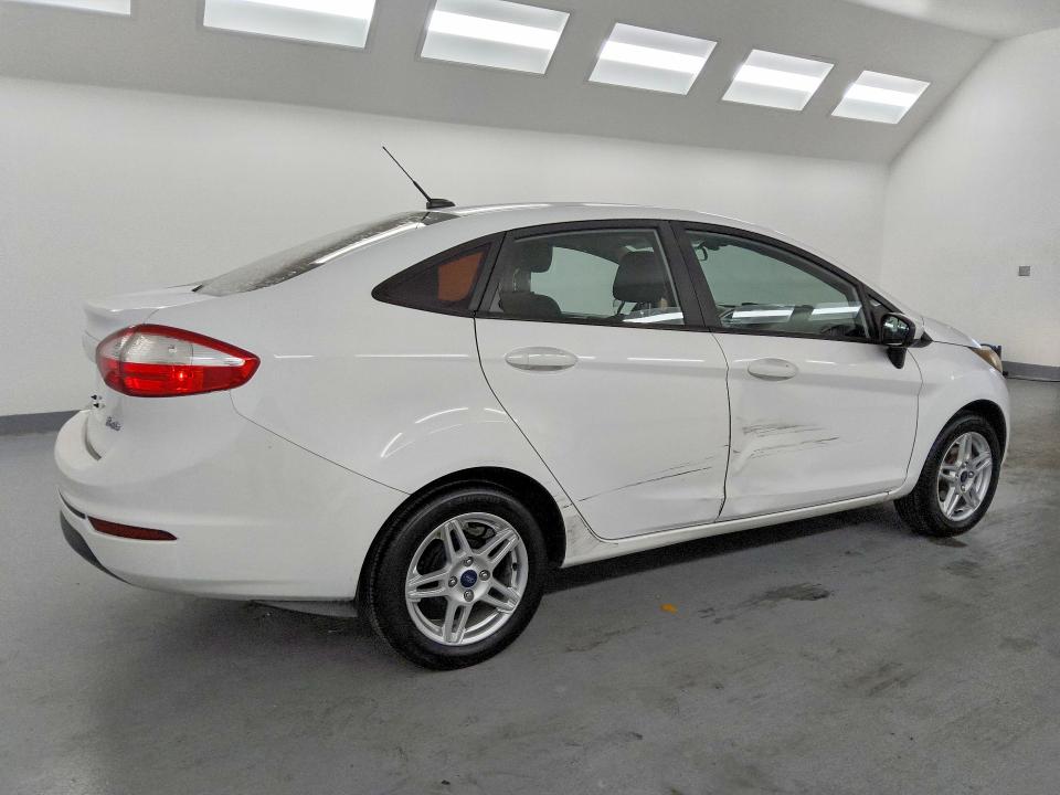Продажа на аукционе авто 2017 Ford Fiesta, vin: 3FADP4BJ9HM122607, номер лота: 51502306