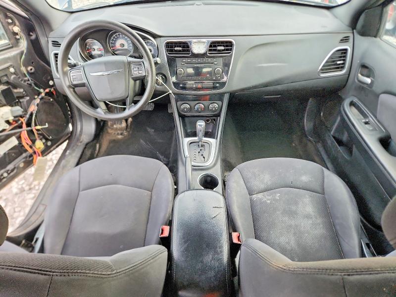 49657926 :رقم المزاد ، 1C3CCBAB9CN317626 vin ، 2012 Chrysler 200 مزاد بيع