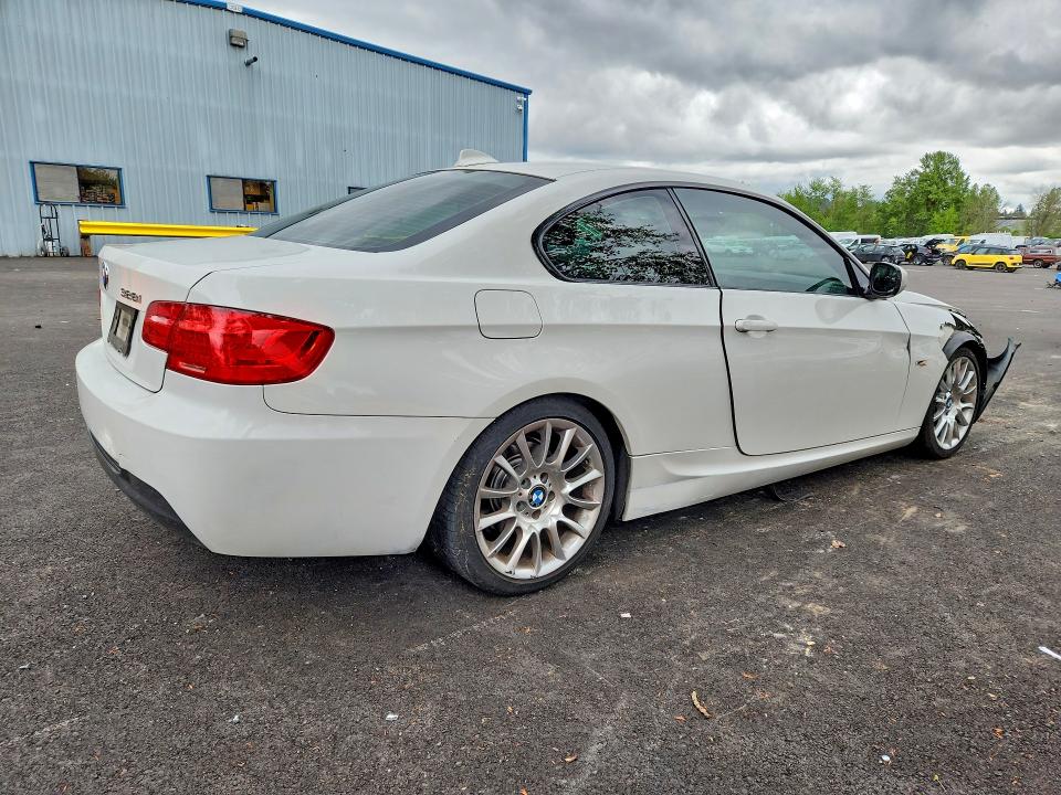 Продаж на аукціоні авто 2012 Bmw 328, vin: WBAKE5C57CE755973, номер лоту: 50679006