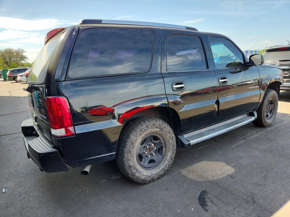 48026616 :رقم المزاد ، 1GYEK63N63R119823 vin ، 2003 Cadillac Escalade مزاد بيع
