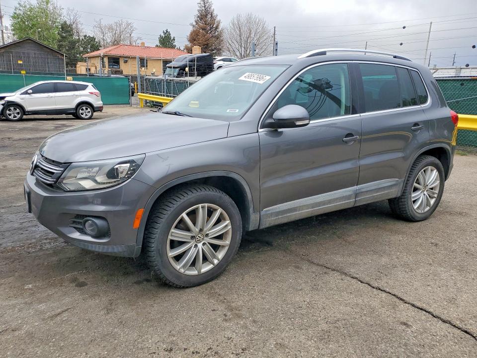 Продаж на аукціоні авто 2016 Volkswagen Tiguan, vin: WVGBV7AX0GW510480, номер лоту: 49857996