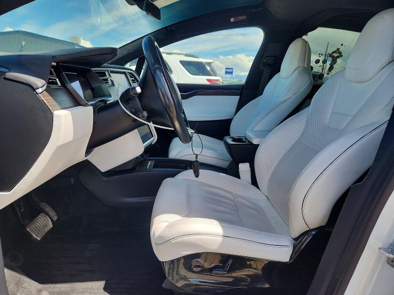 2017 Tesla Model X მანქანა იყიდება აუქციონზე, vin: 5YJXCBE21HF029550, აუქციონის ნომერი: 49474746