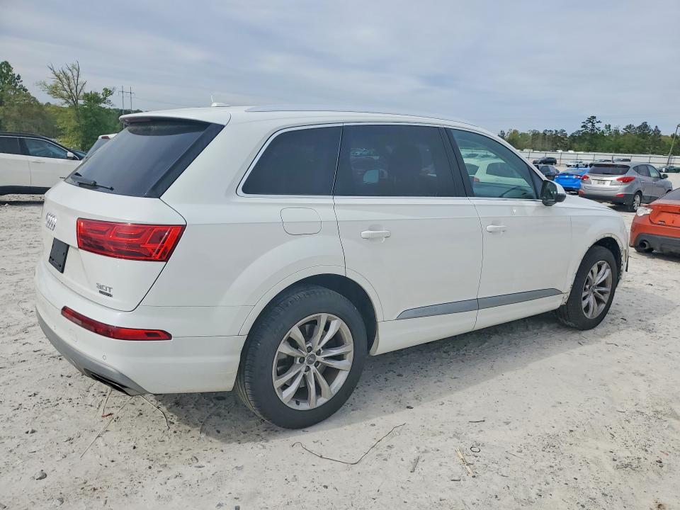 2018 Audi Q7 მანქანა იყიდება აუქციონზე, vin: WA1LAAF79JD038416, აუქციონის ნომერი: 48819566