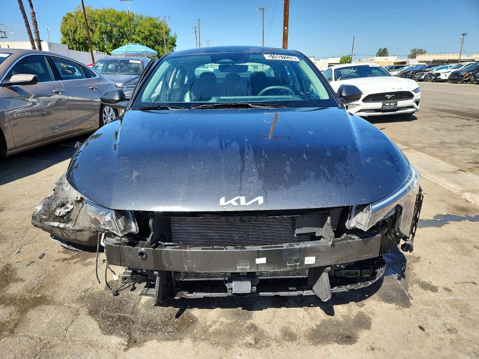 51607226 :رقم المزاد ، 3KPFT4DE5SE065757 vin ، 2025 Kia K4 مزاد بيع
